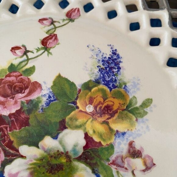 Vintage Cake Plate Stand Shabby Chic Floral Lattice - Picture 5 of 6